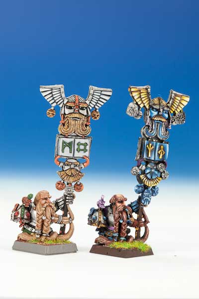 Dwarf Army Standard Bearer: 2000 & 2005